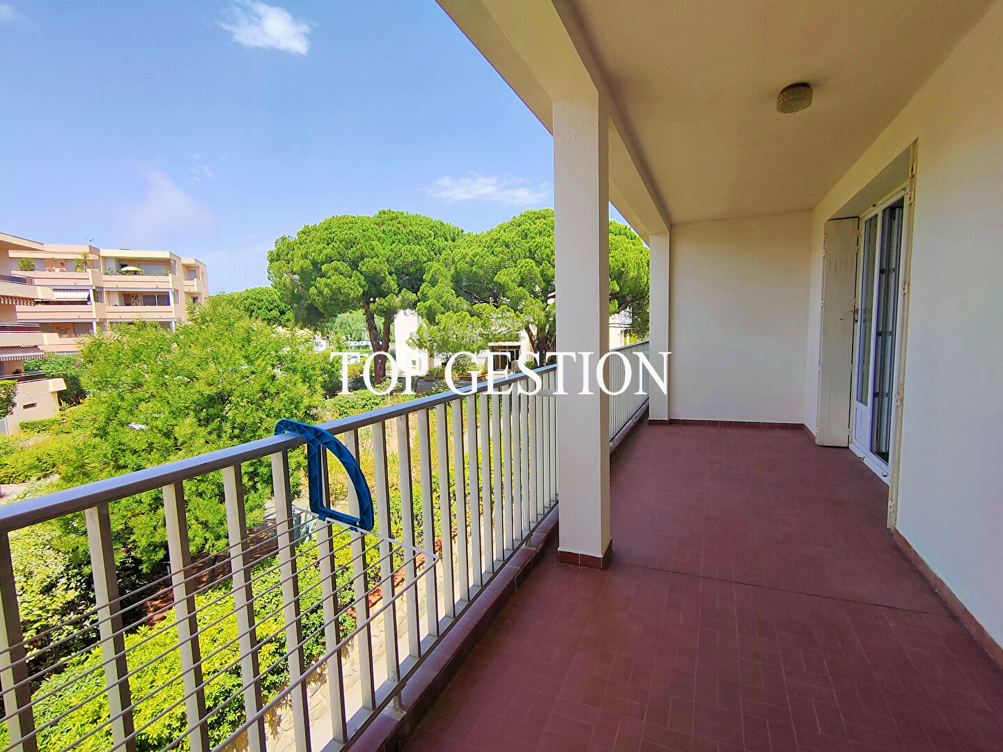 Apartment - SIX FOURS LES PLAGES