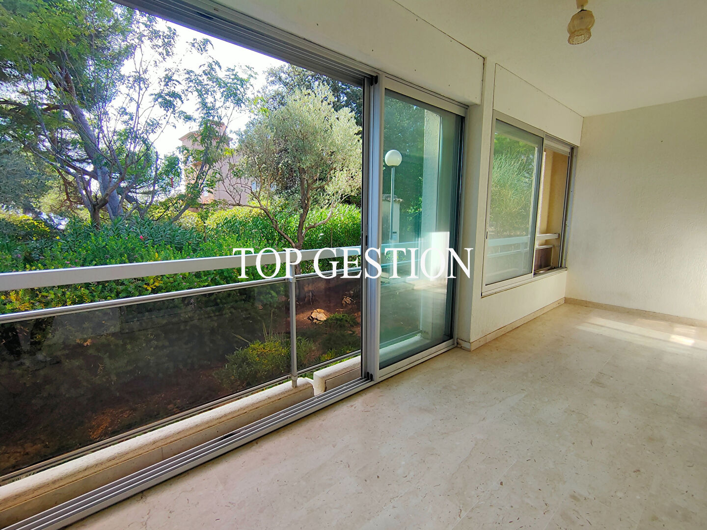 Appartement - SANARY SUR MER
